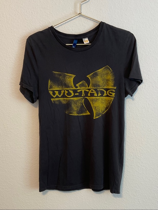 Unbranded Tops - Wu-Tang Graphic Tee Logo Black & Yellow Long Sleeve Tee Small
